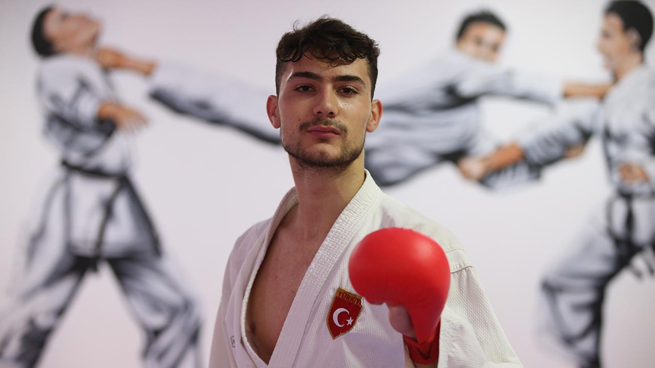 Sakarya’da Dünya Şampiyonu Karateci Yusuf Eren Temizel, Avrupa Şampiyonluğu İçin Ter Döküyor