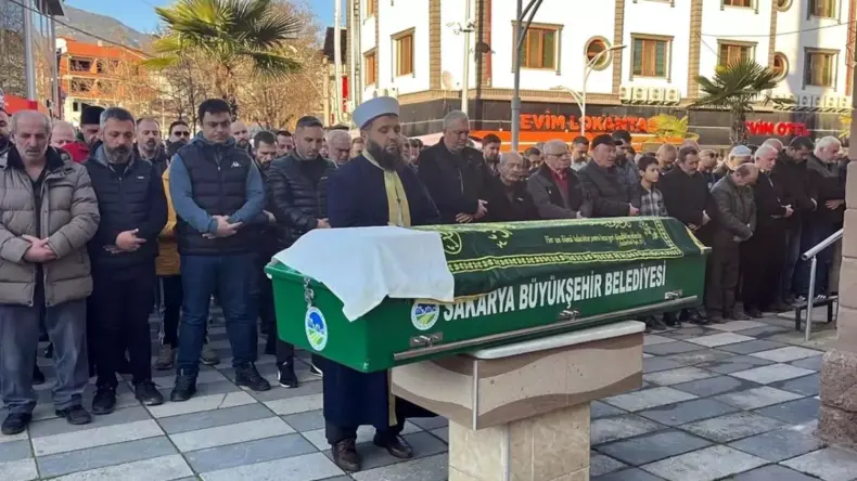 Eşi Tarafından Vurulan Adam Sakarya’da Defnedildi