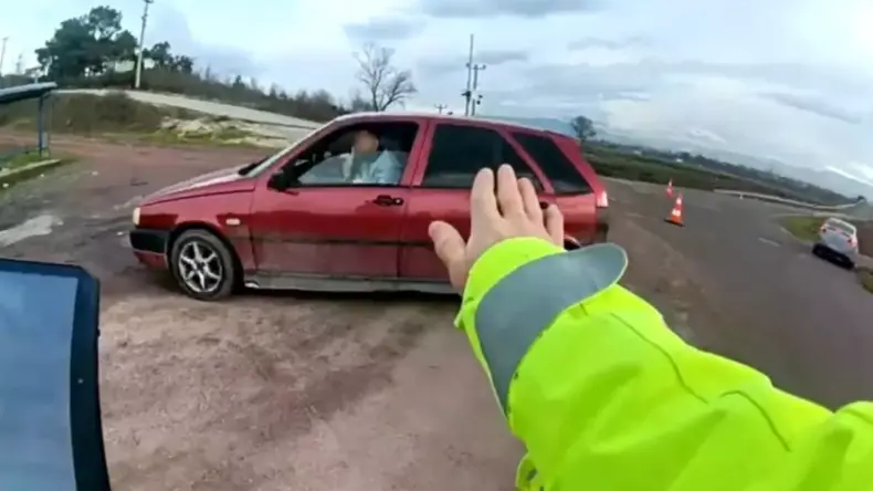 Sakarya’da Jandarma Kaçan Şahısla Gergin Anlar Yaşadı